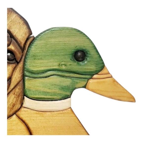 Lab And Duck Wood Intarsia Wall Hanging  Handcrafted Scroll Saw Art. - Picture 4 of 11